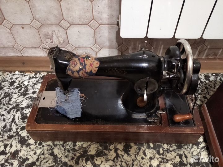 Швейная машинка подольская ручная