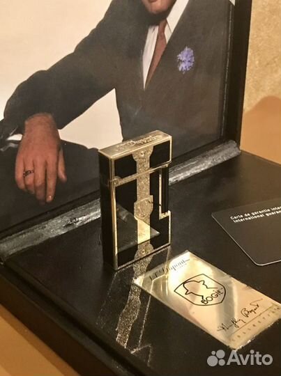 Зажигалка Dupont Humphrey Bogart Black Gold