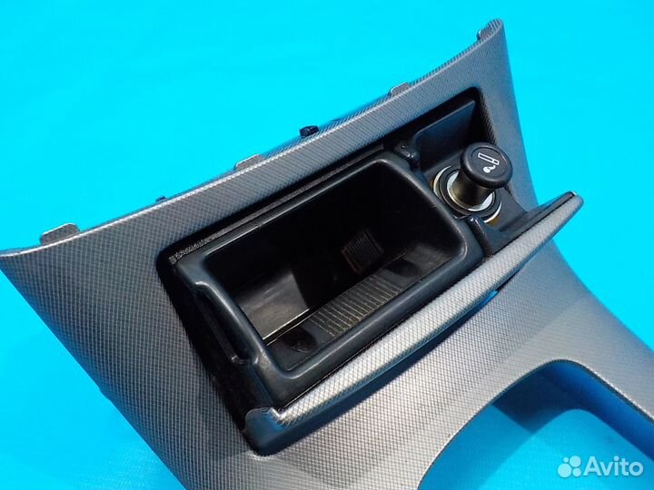 Пепельница передняя toyota Avensis (T250) 2003-2008