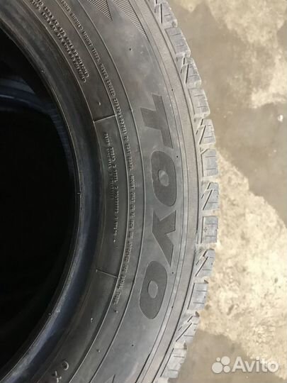 Toyo Observe Van 215/65 R16C 107T