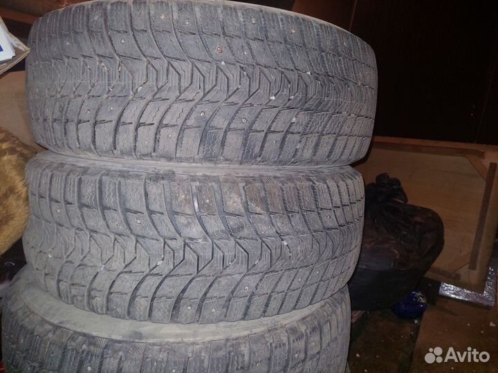 Michelin X-Ice North 3 205/55 R16