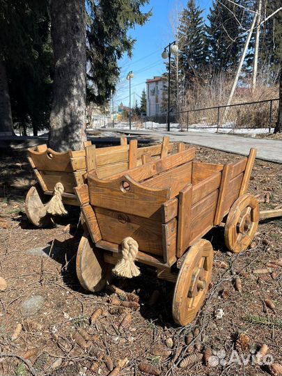 Тележка садовая декоративная