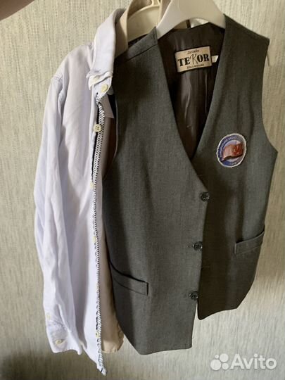 Рюкзак. Школьные рубашки, жилет