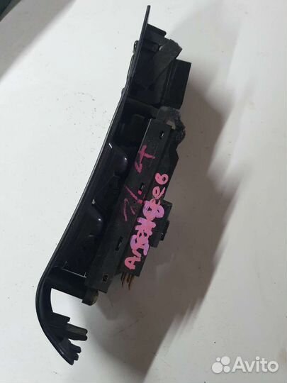 Блок стеклоподъемников субару легаси 2002г.в