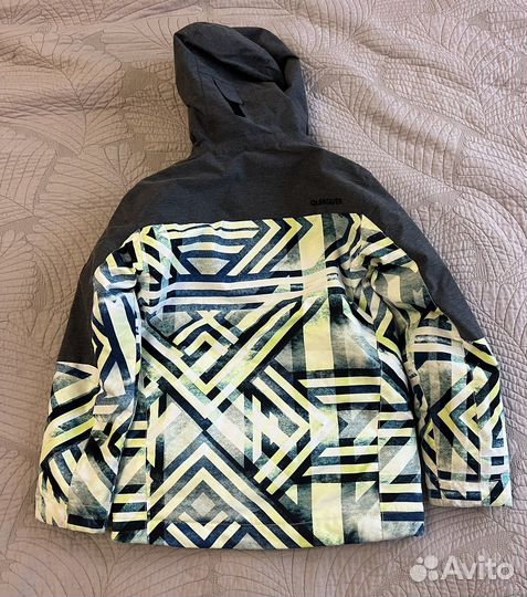 Горнолыжная куртка Quiksilver на 6-8 лет