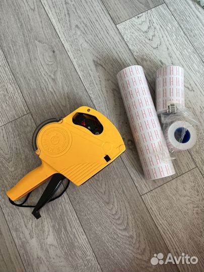 Этикет-пистолет