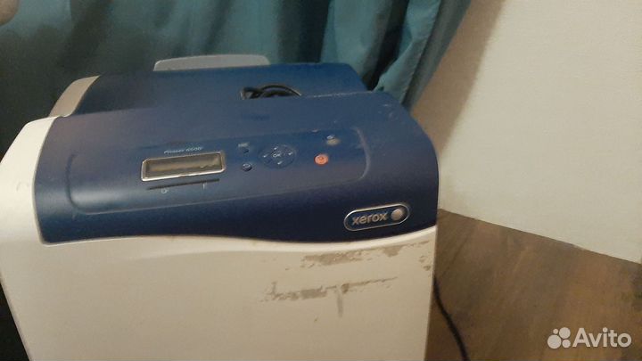 Цветной принтер Xerox phaser 6500
