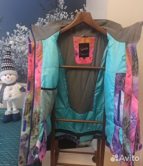 Куртка сноубордическая женская