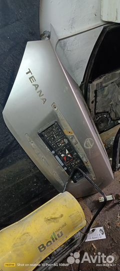 Крышка багажника Nissan Teana J31