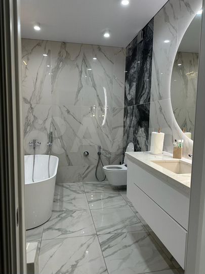 3-к. квартира, 95 м², 2/10 эт.