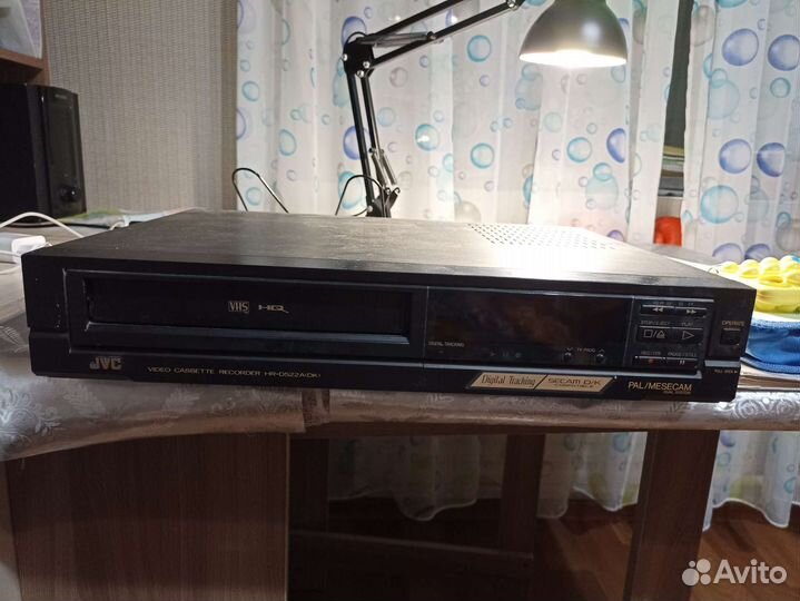 Видеомагнитофон jvc