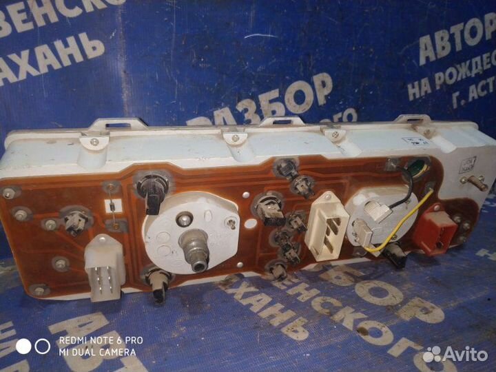 Панель приборов Ваз Лада 2107 седан 2106 2010