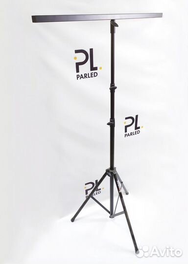 Стойка для света Soundking DA023