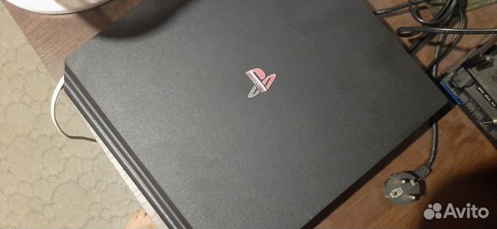 Playstation 4 pro 1tb