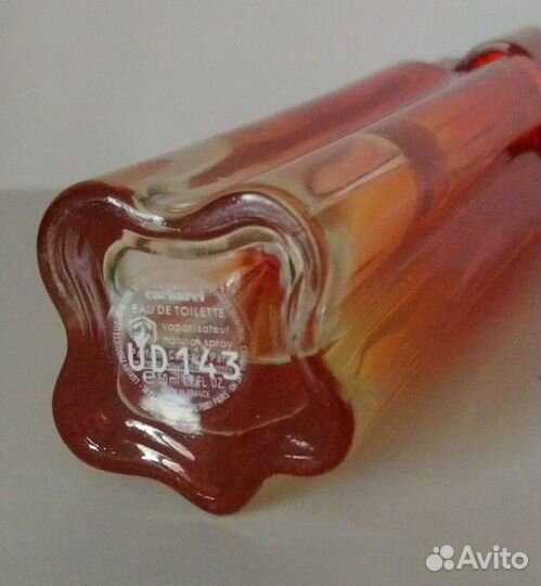 White Linen EL / Liberte Cacharel / Adam Levine