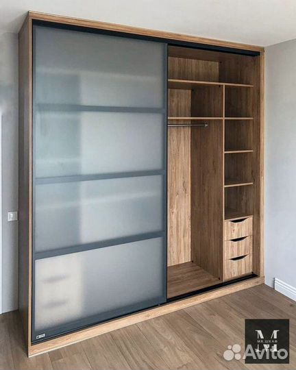 Шкаф встроенный