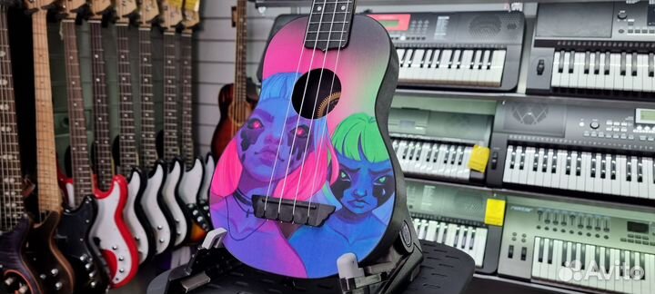 Укулеле с чехлом