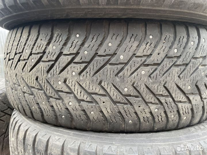 Nokian Tyres Hakkapeliitta 8 SUV 235/65 R17 108T