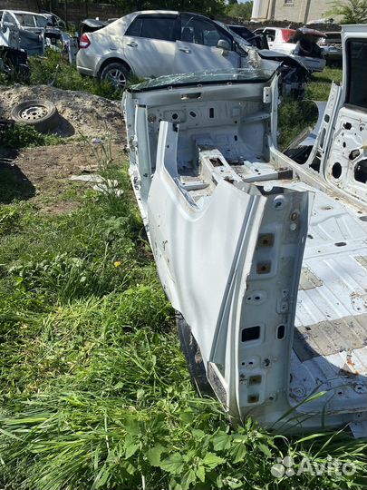 Капот LADA largus