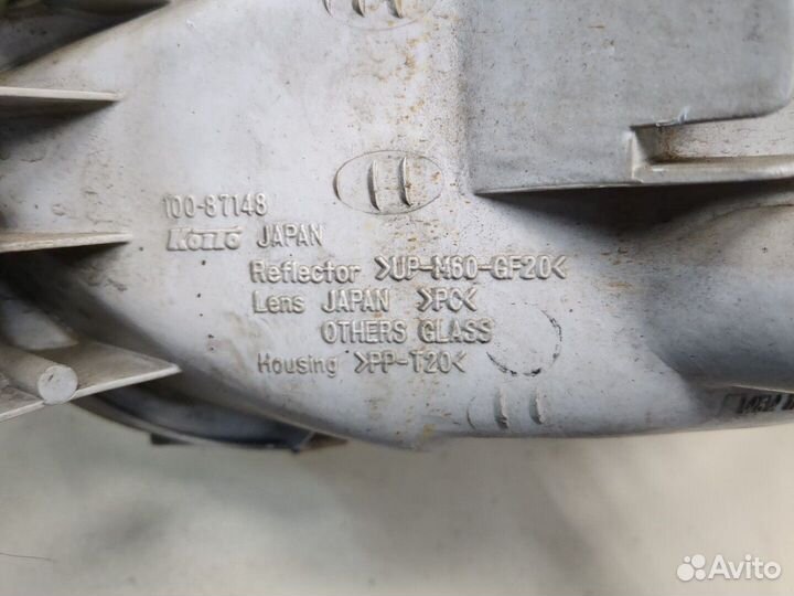 Фара (передняя) Mitsubishi Colt, 1997