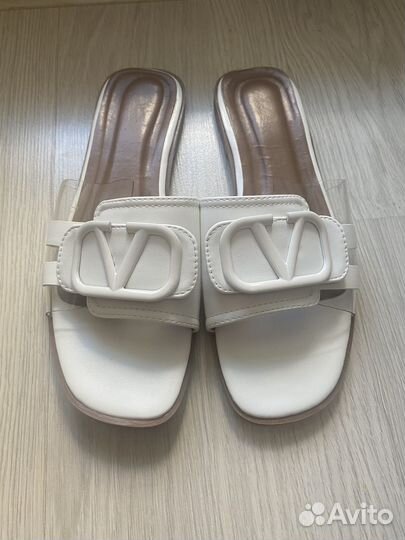 Шлепанцы christian dior 40 белые