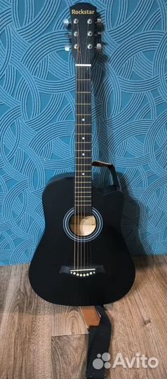 Акустическая гитара