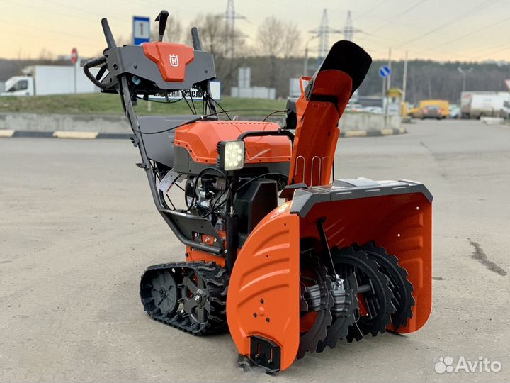 Снегоуборщик Husqvarna ST 427T гусеничный