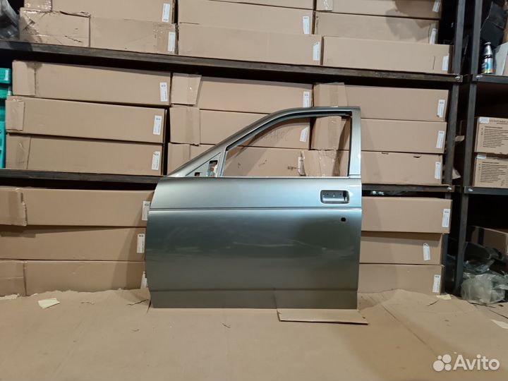 Дверь передняя левая Лада приора - ваз 2110 кварц