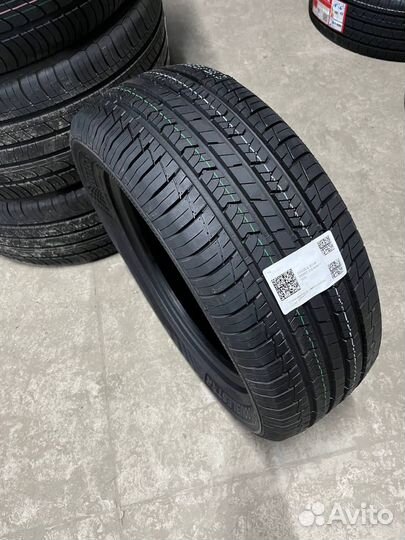 DoubleStar DSS02 235/55 R17 103V