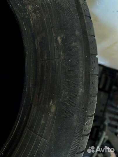 Yokohama AVS S1-Z V100 235/55 R18