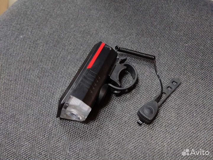 Велофонарь на солнечной батарее и велосигнал