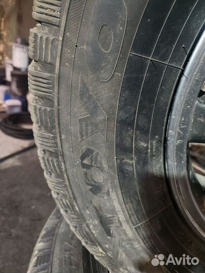 Toyo Observe G3-Ice 23.5L/70 R16