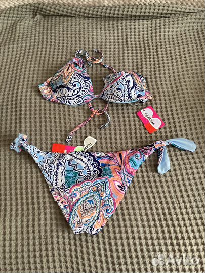 Купальник женский 42 44 новый