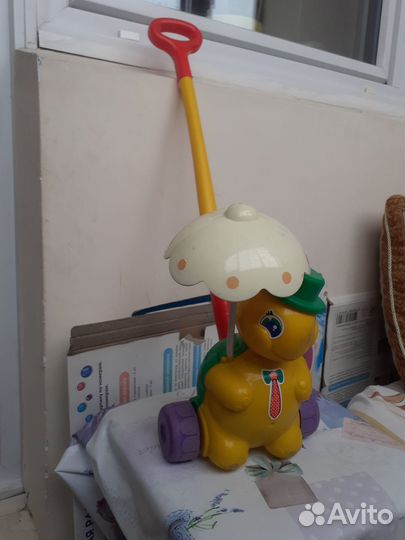 Игрушка каталка большая каталка