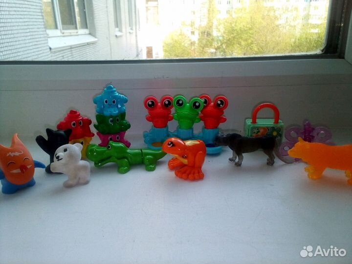 Киндер. Разные серии и игрушки