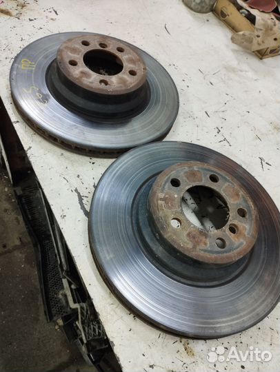 Тормозной диск передний BMW 7 Е65 бмв 7 Е65 Е66