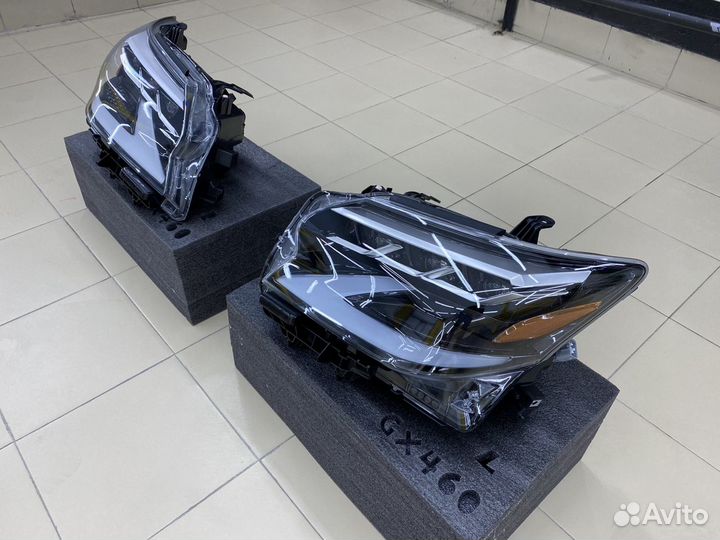 Фары передние Lexus GX460 стиль 2020