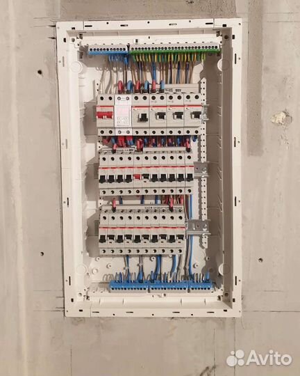 Электромонтаж в новостройке Москва Московская обл