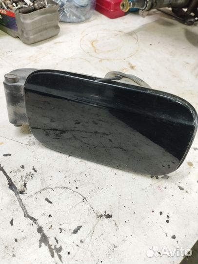 Лючок топливного бака bмw 7 Е65 бmв 7 Е65 Е66