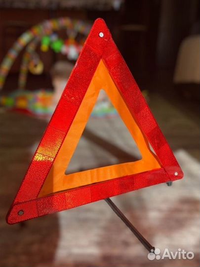 Знак аварийной остановки