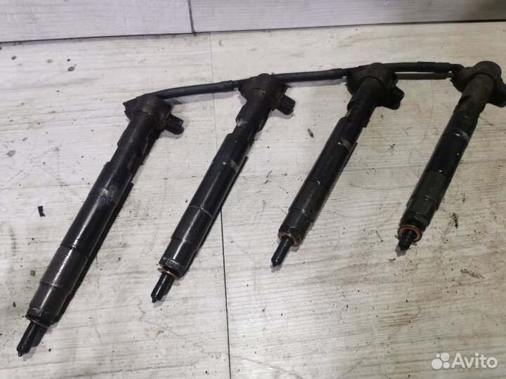 Форсунка топливная Mercedes E-Klasse W212