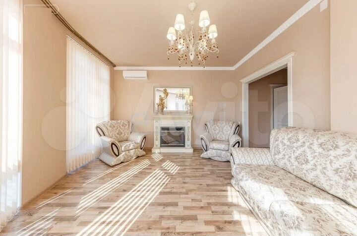 3-к. квартира, 102,5 м², 4/15 эт.