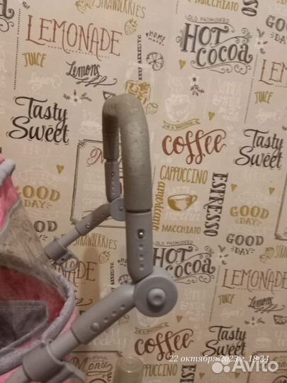 Коляска кукольная