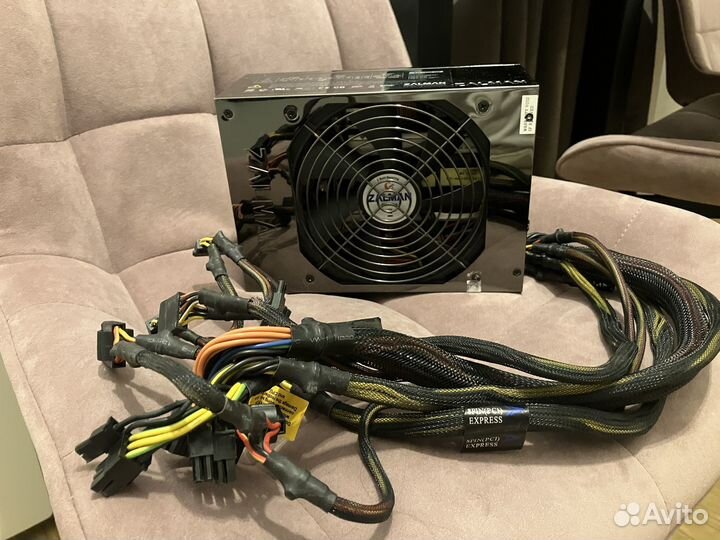 Zalman ZM 1000-HP блок питания