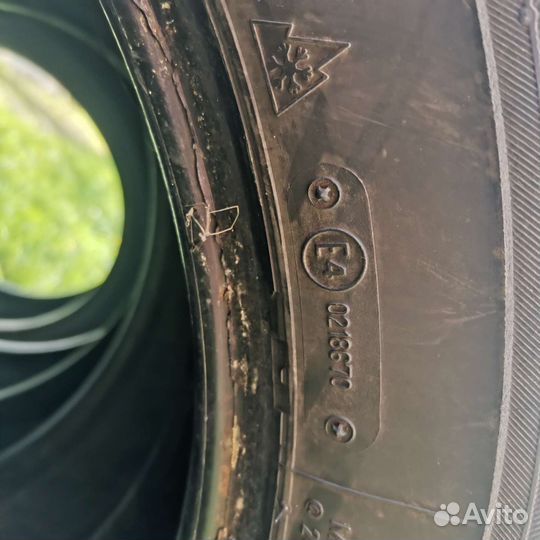 Bridgestone Blizzak WS-50 235/60 R16