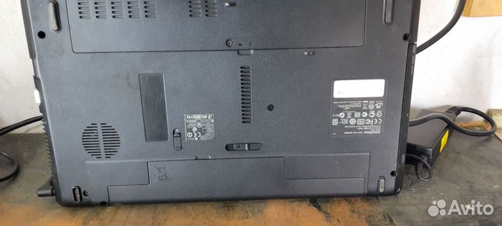 Ноутбук emachines E529