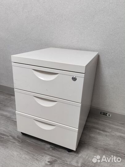 Тумба выкатная IKEA