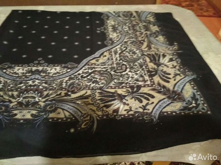 Платки женские