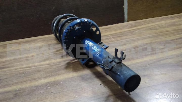 Амортизатор передний Фольксваген Поло 5 Mk5 6R1