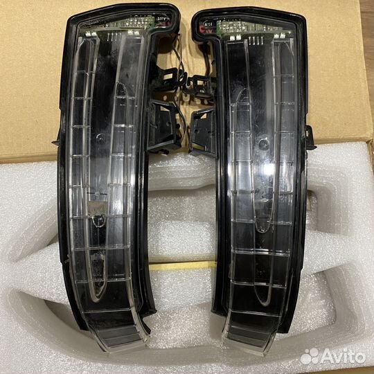 Повторители поворота mercedes benz A2129067301